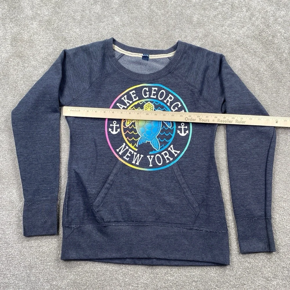 Lake George New York Women's‎ Sweatshirt Size Medium Blue Turtle - Picture 8 of 11